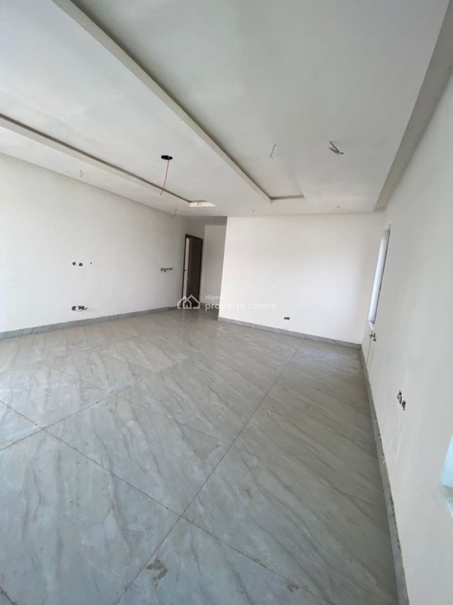 3 Bedrooms Apartment with a Bq, Pool and Gym, Lekki Phase 1, Lekki, Lagos, Flat / Apartment for Sale