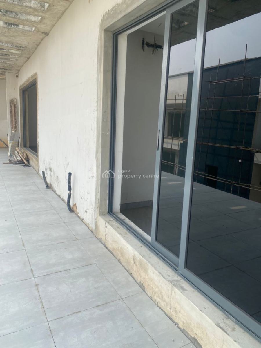 3 Bedrooms Apartment with a Bq, Pool and Gym, Lekki Phase 1, Lekki, Lagos, Flat / Apartment for Sale