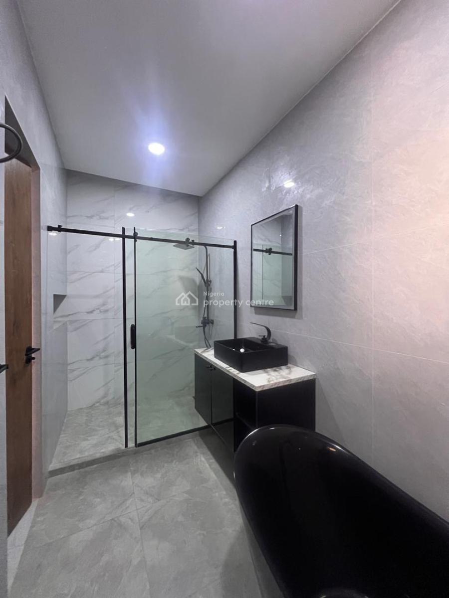 Exquisitely Designed 3 Bedrooms with Elevator, Ikate, Lekki, Lagos, Flat / Apartment for Sale