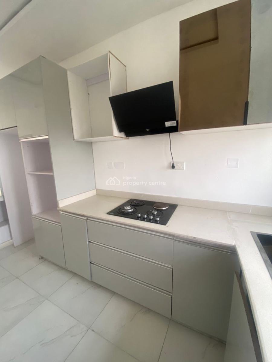 2 Bedroom Apartment, Ilasan, Lekki, Lagos, Flat / Apartment for Sale