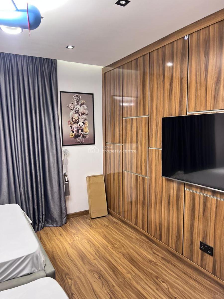 Water Front 3 Bedroom Apartment, Admiralty Way, Lekki Phase 1, Lekki, Lagos, Flat / Apartment for Rent