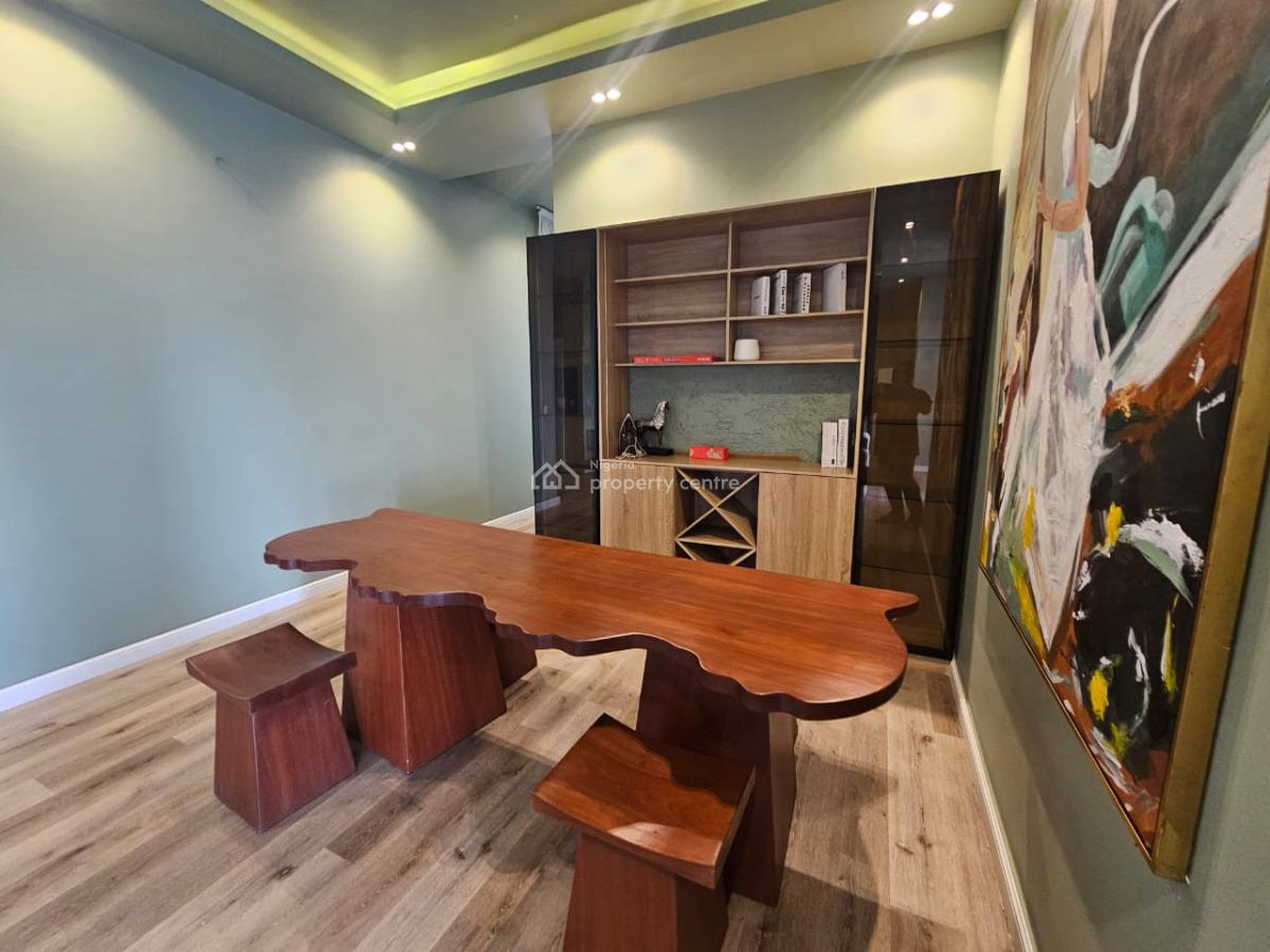 3 Bedrooms Apartment with Bq, Swimming Pool, Gym, Elevator, Etc., Lekki Phase 1, Lekki, Lagos, Flat / Apartment for Sale