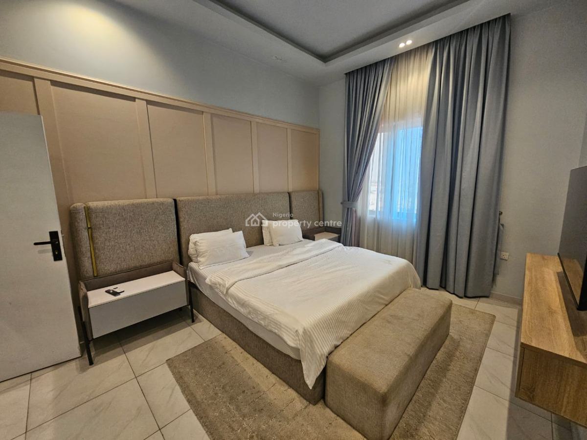 3 Bedrooms Apartment with Bq, Swimming Pool, Gym, Elevator, Etc., Lekki Phase 1, Lekki, Lagos, Flat / Apartment for Sale