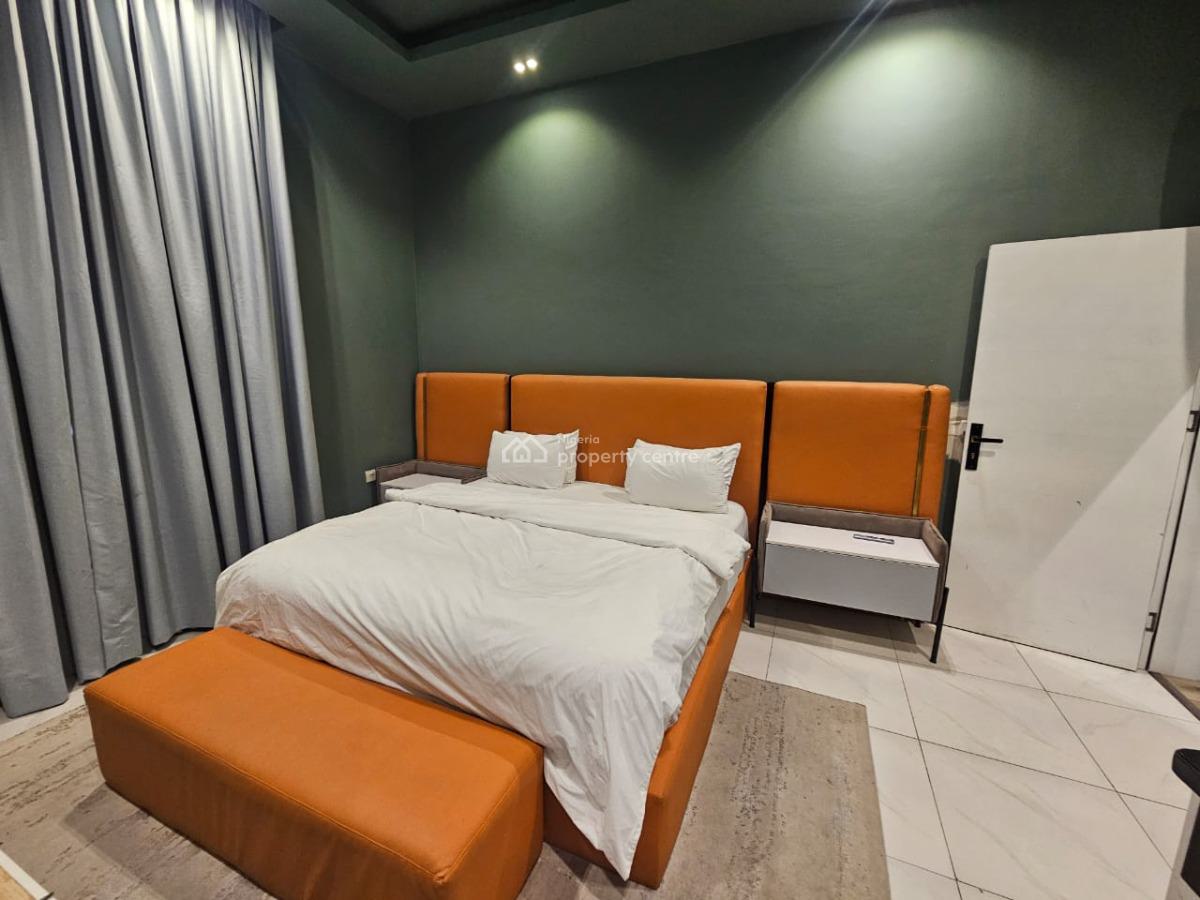 3 Bedrooms Apartment with Bq, Swimming Pool, Gym, Elevator, Etc., Lekki Phase 1, Lekki, Lagos, Flat / Apartment for Sale