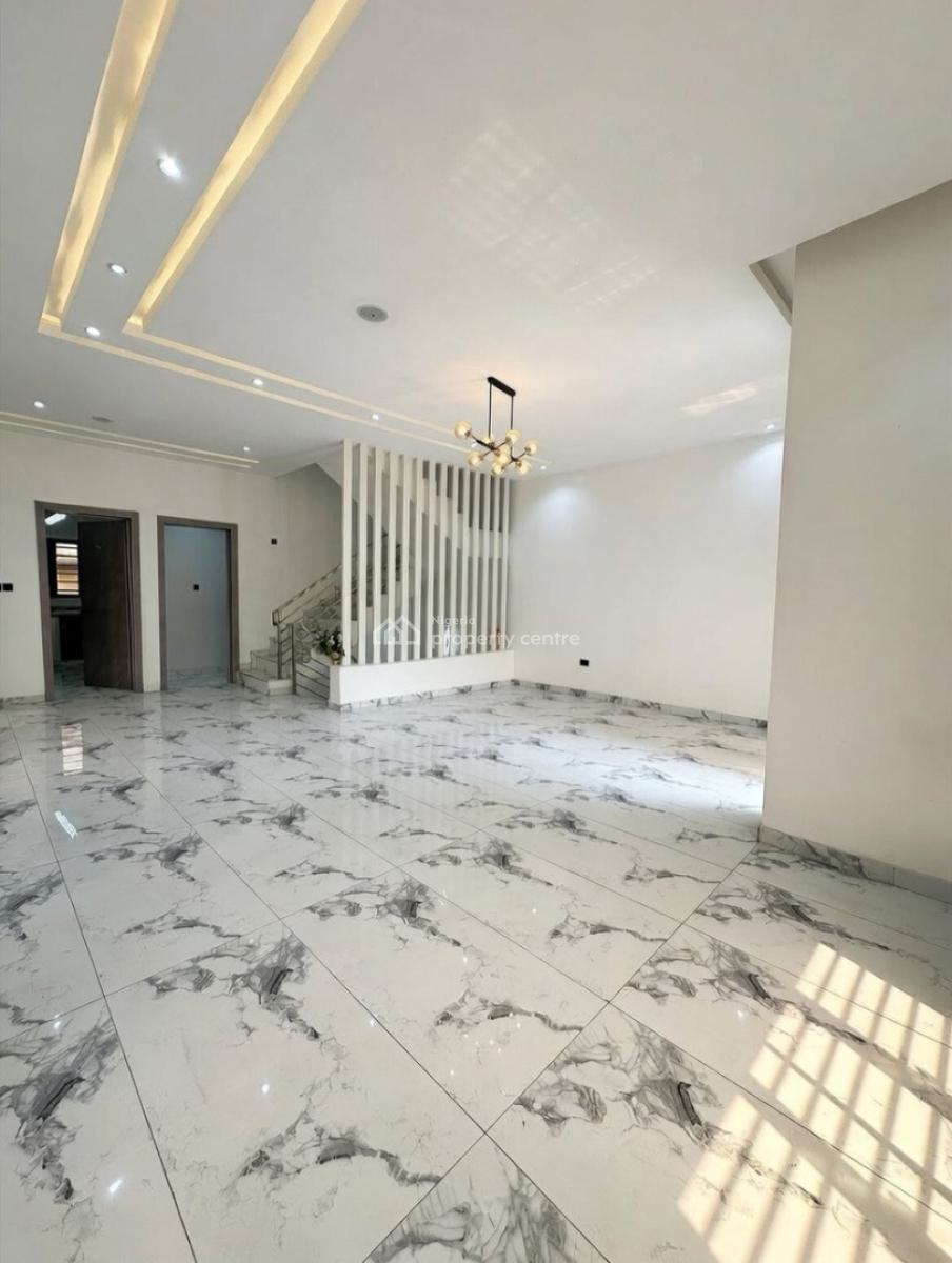 Spacious 4 Bedrooms Terraced Duplex with Bq, Lekki Phase 1, Lekki, Lagos, Terraced Duplex for Sale