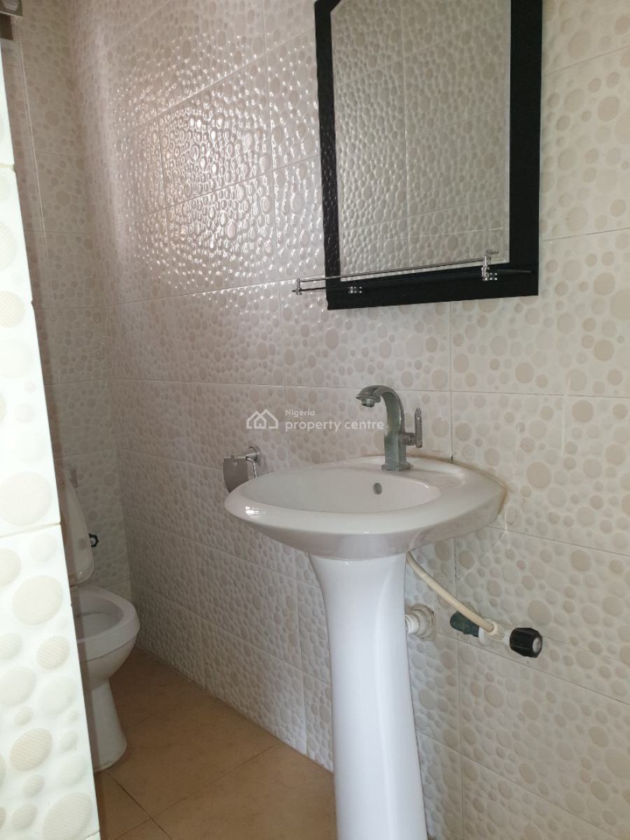 Spacious and Well Maintained Mini Flat, Silver Spring Estate, Agungi, Lekki, Lagos, Commercial Property for Rent