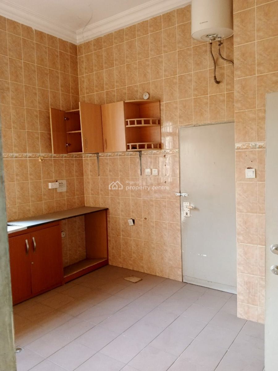 6 Bedrooms Detached Duplex, By Zenith Bank, Jabi, Abuja, Detached Duplex for Rent