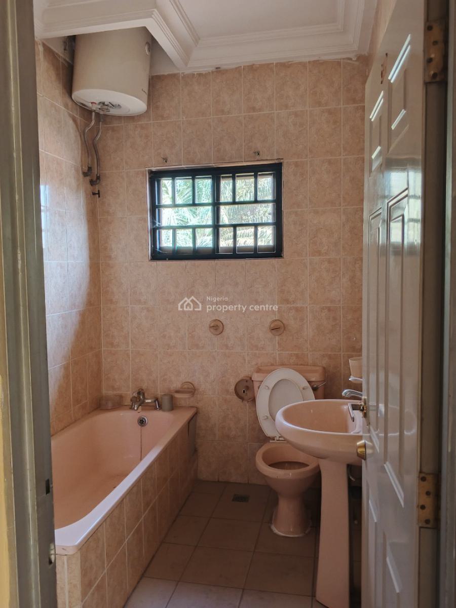 6 Bedrooms Detached Duplex, By Zenith Bank, Jabi, Abuja, Detached Duplex for Rent