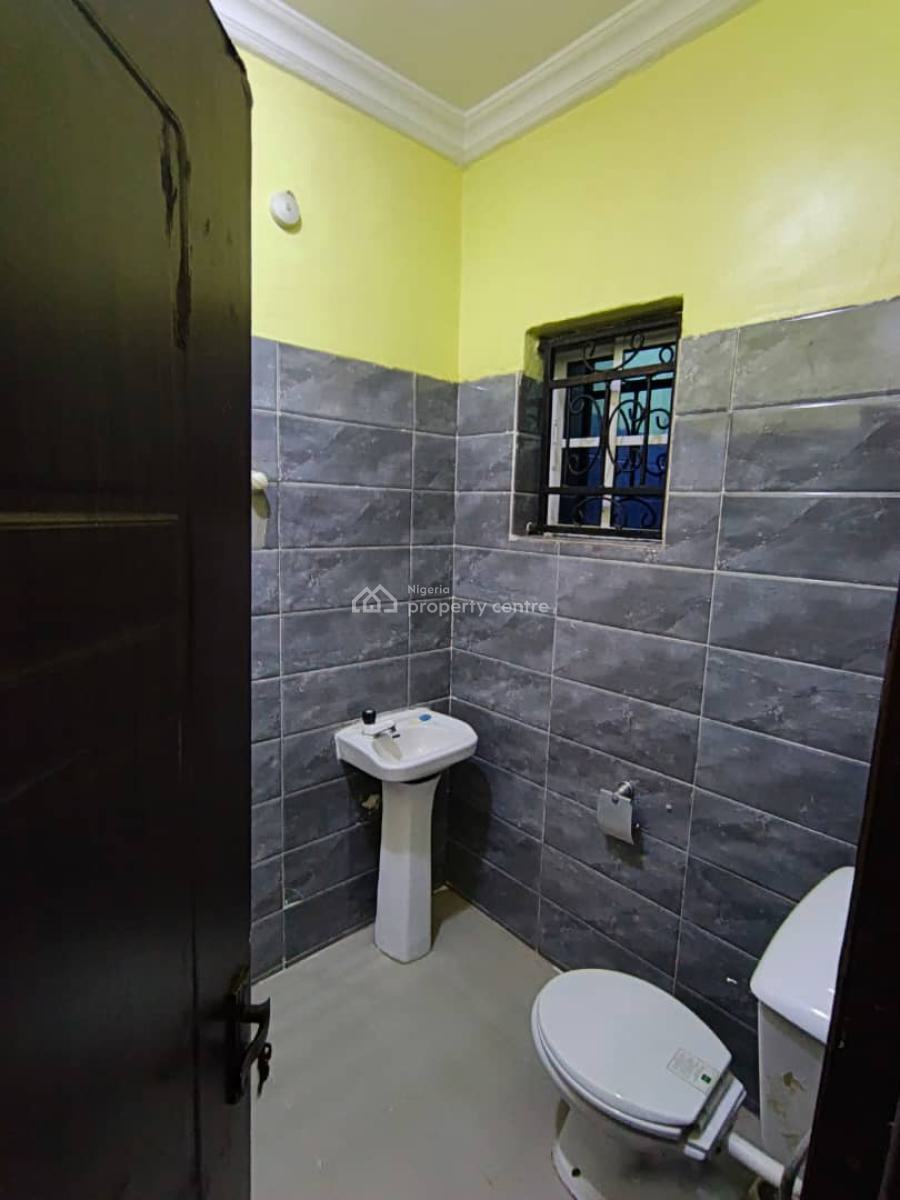 Spacious Room Shared  Flat, Sangotedo, Ajah, Lagos, Self Contain (single Rooms) for Rent