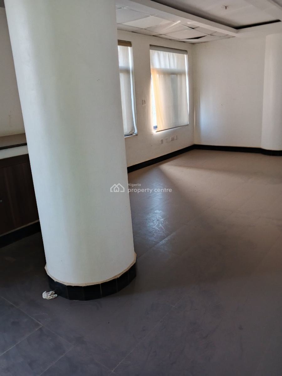Open and Pattinoned Space of 1000sqm, Maitama District, Abuja, Office Space for Rent