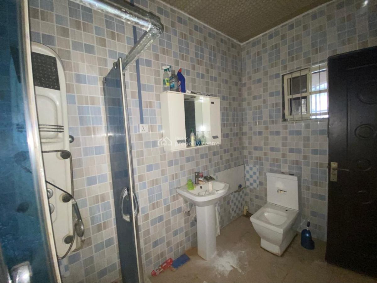 4 Bedrooms Semi Detached Duplex, Ikota Villa Estate, Ikota, Lekki, Lagos, Semi-detached Duplex for Rent