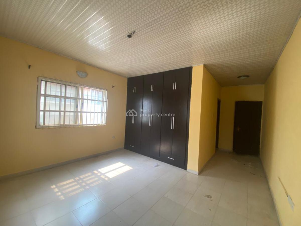 4 Bedrooms Semi Detached Duplex, Ikota Villa Estate, Ikota, Lekki, Lagos, Semi-detached Duplex for Rent