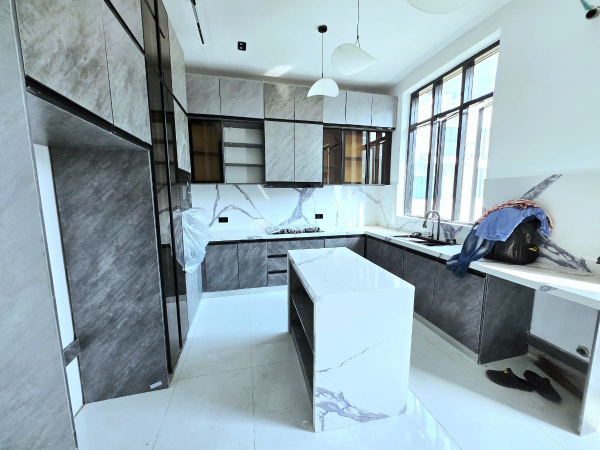 Lovely 5 Bedroom Detached, Lekki Phase 1, Lekki, Lagos, Detached Duplex for Sale