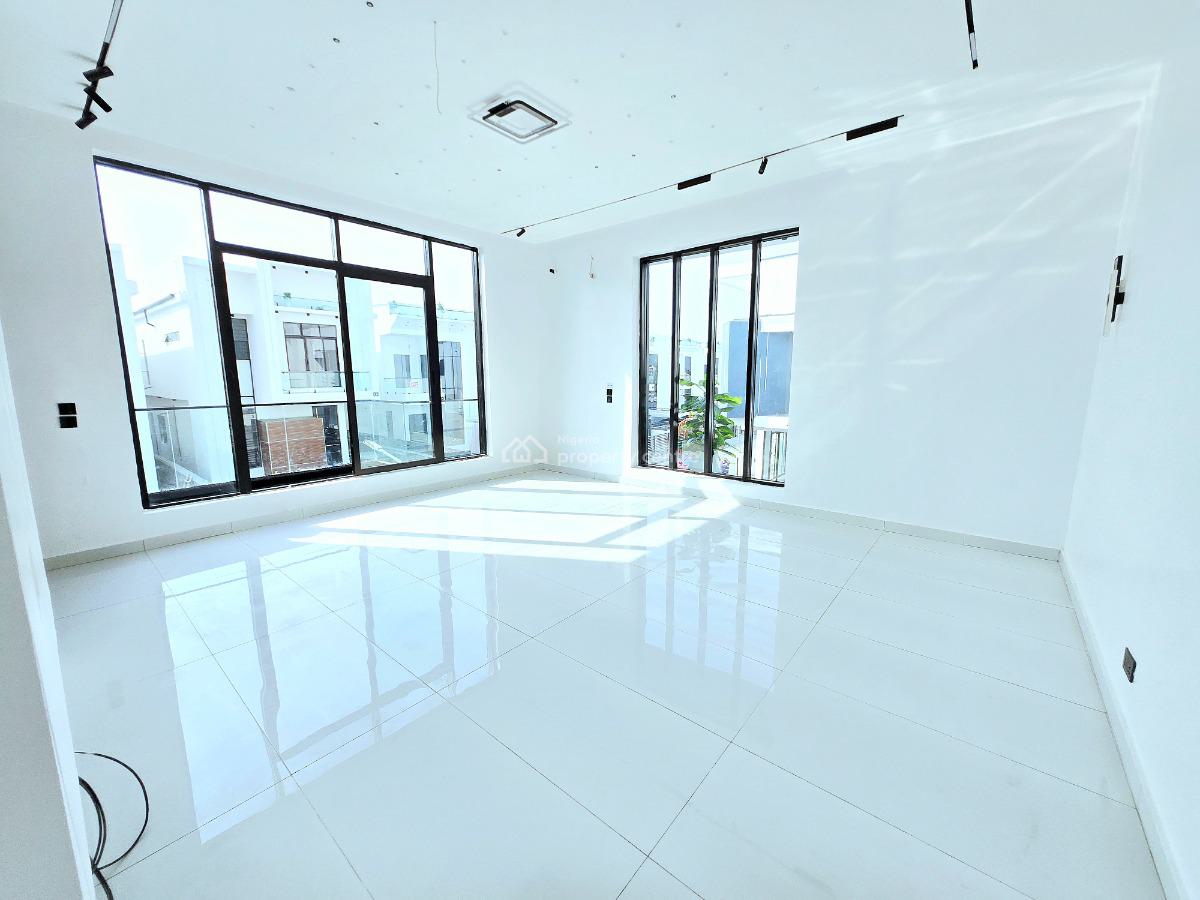 Lovely 5 Bedroom Detached, Lekki Phase 1, Lekki, Lagos, Detached Duplex for Sale