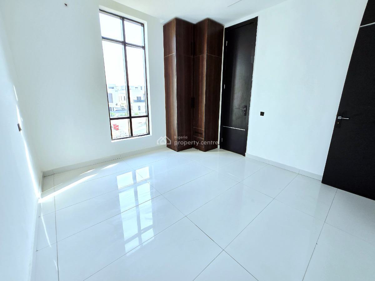 Lovely 5 Bedroom Detached, Lekki Phase 1, Lekki, Lagos, Detached Duplex for Sale