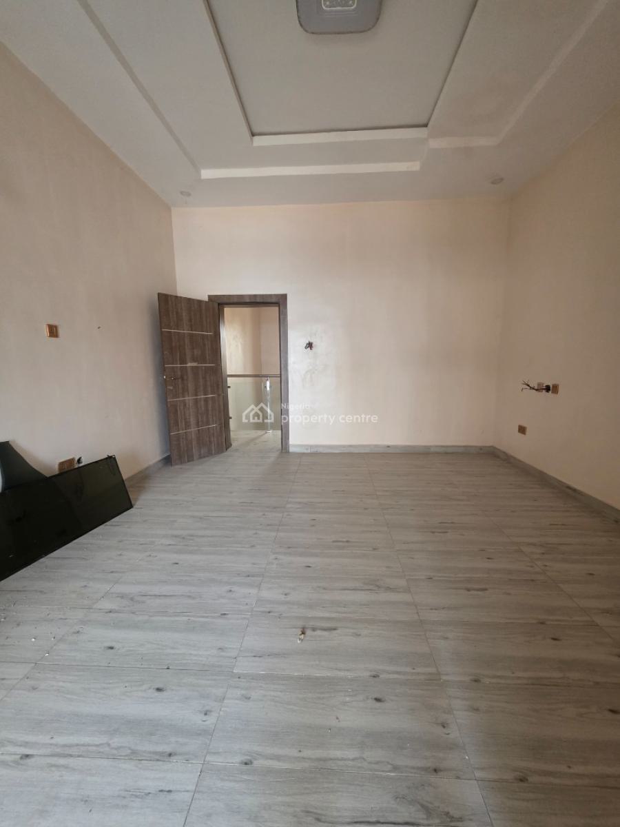 Massive 5 Bedroom Terrace Duplex with Bq, Guzape District, Abuja, Terraced Duplex for Sale