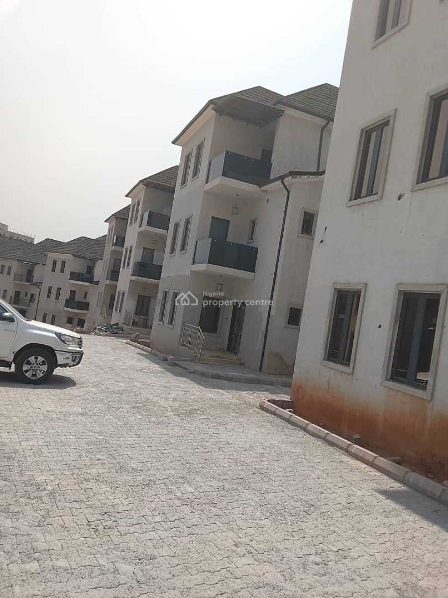 Tastefully 6 Units of 5 Bedrooms Fully Detached Duplex, Guzape District, Abuja, House for Sale