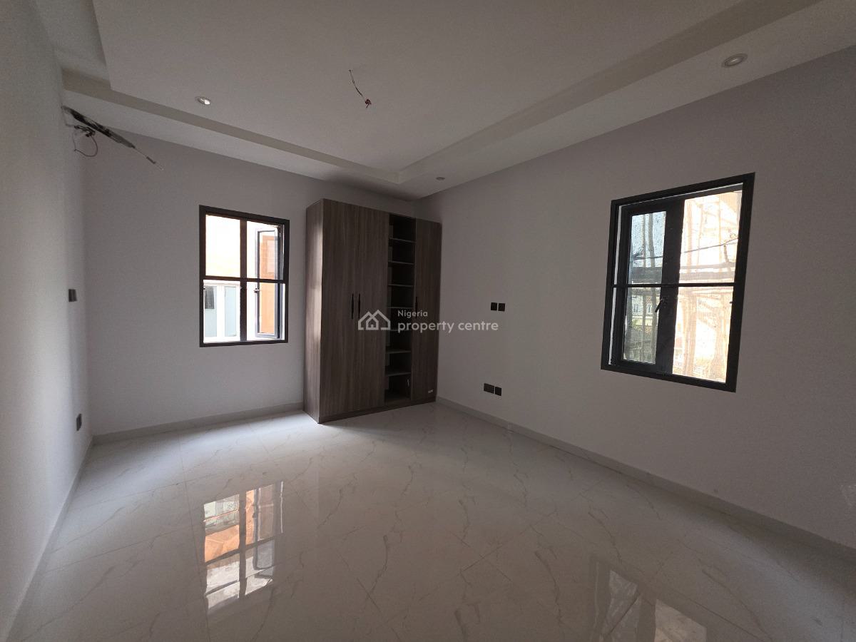 2 Bedroom Apartment with Bq, Ikate, Lekki, Lagos, Flat / Apartment for Sale
