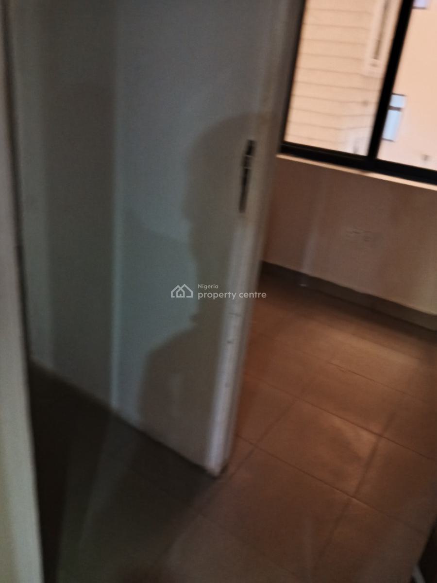 250sqm Partitioned Office Space, Maitama District, Abuja, Office Space for Rent