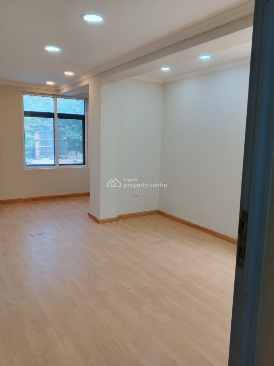 250sqm Partitioned Office Space, Maitama District, Abuja, Office Space for Rent