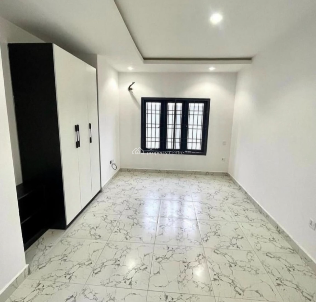 Exquisite 3 Bedroom  Apartment with 24hrs Power, Orchid Road, Lekki, Lagos, Flat / Apartment for Rent