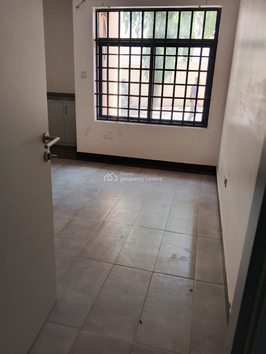 Parttioned Office Space of 170sqm, Maitama District, Abuja, Office Space for Rent