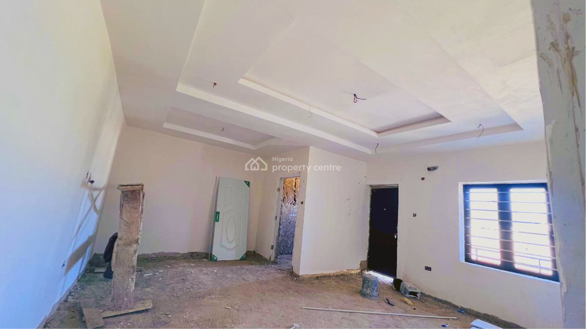 3 Bedroom Duplex, Leisure Court, Phase 4, Lugbe District, Abuja, Semi-detached Duplex for Sale