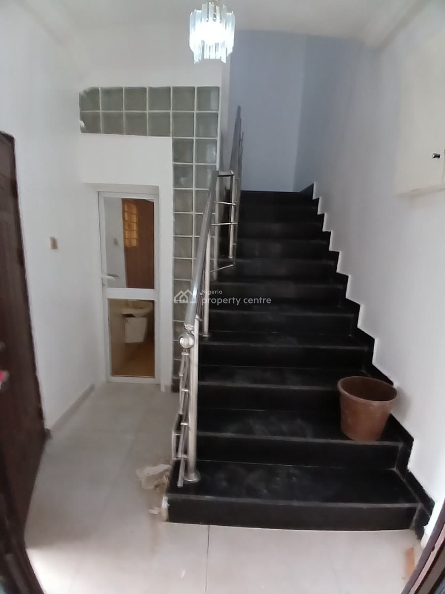 Well Renovated 3 Bedroom Terrace Duplex with 1 Room Bq, Asokoro Main Diplomatic Zone, Asokoro District, Abuja, Terraced Duplex for Rent