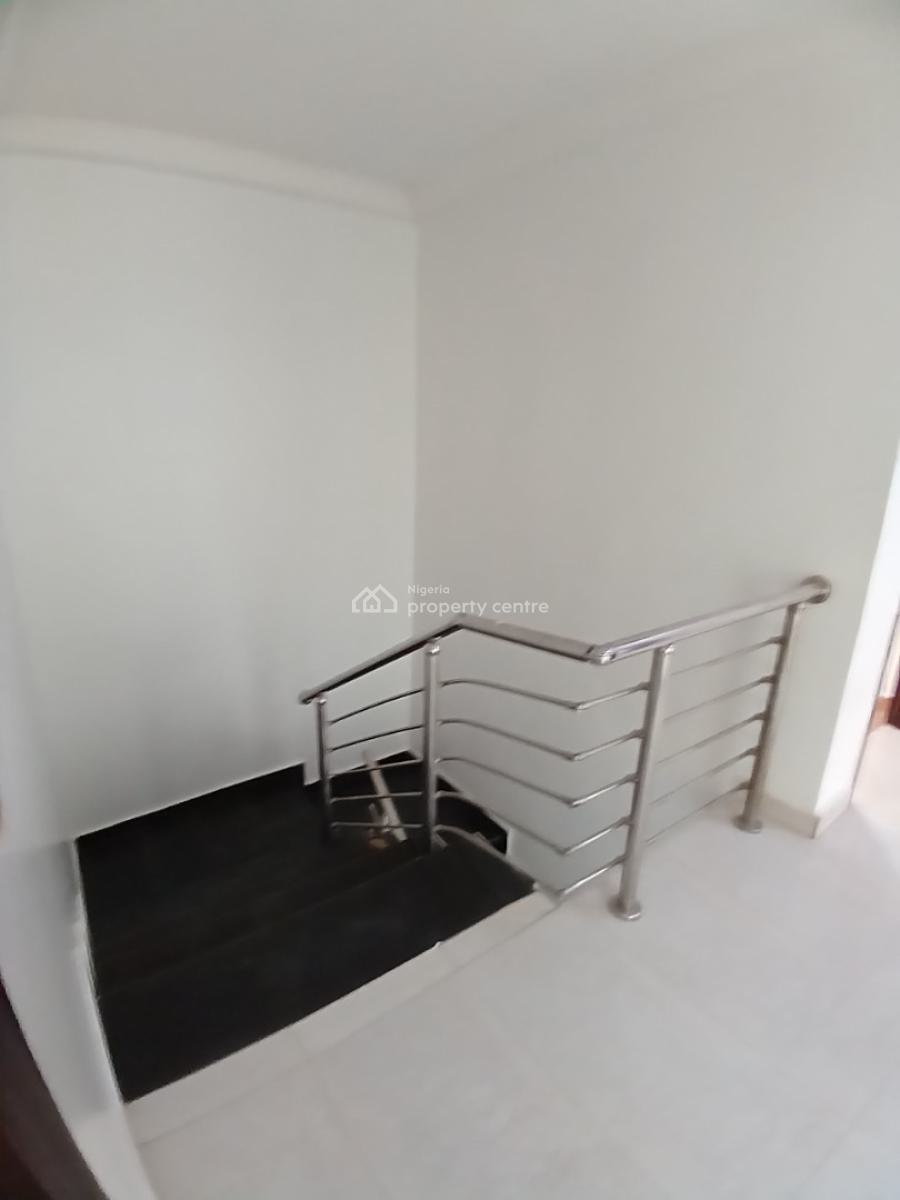 Well Renovated 3 Bedroom Terrace Duplex with 1 Room Bq, Asokoro Main Diplomatic Zone, Asokoro District, Abuja, Terraced Duplex for Rent