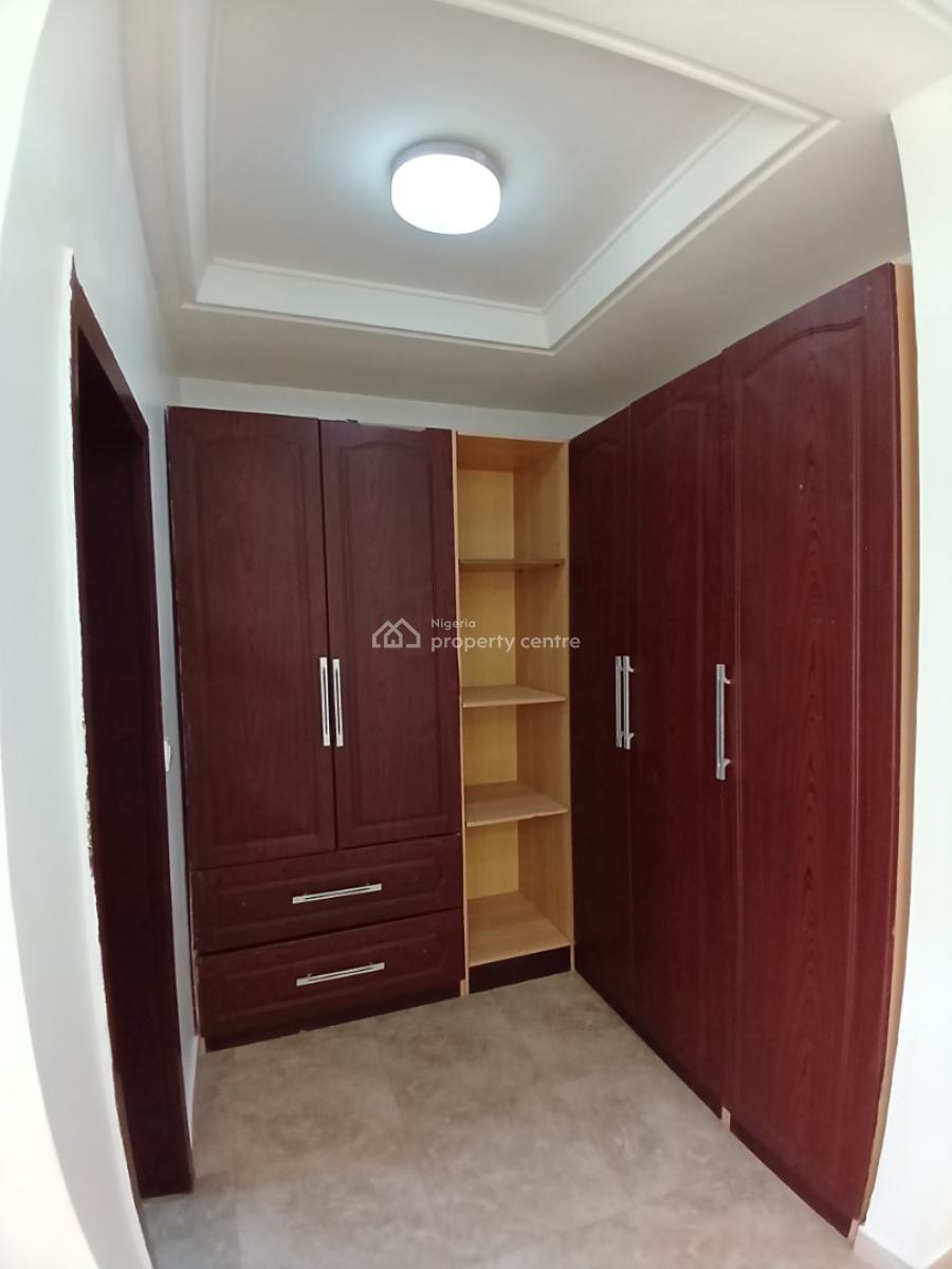 Well Renovated 3 Bedroom Terrace Duplex with 1 Room Bq, Asokoro Main Diplomatic Zone, Asokoro District, Abuja, Terraced Duplex for Rent