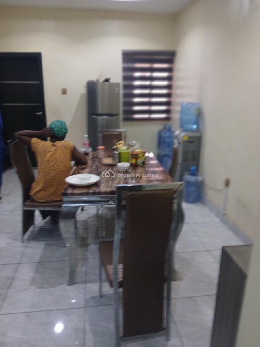 3 Bedrooms Apartment with a Bq, Ilupeju, Lagos, House for Sale
