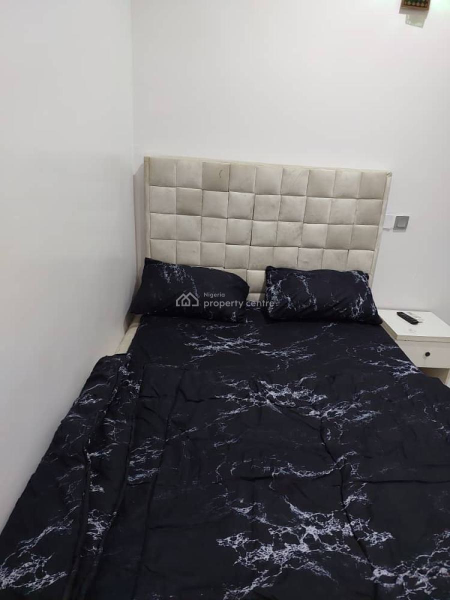 Fully Furnished Semi Masters + Shared Kitchen, Orchid Road, Lekki, Lagos, Self Contain (single Rooms) for Rent