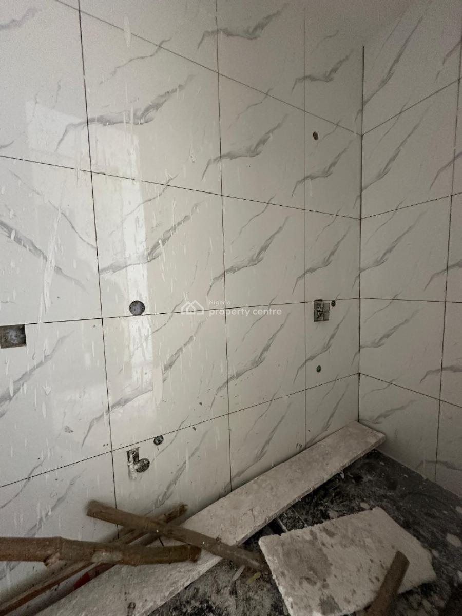 Beautifully Built 1 Bedroom Apartment with Swimming Pool,gym & Elevator, Lekki Phase 1, Lekki, Lagos, Mini Flat (room and Parlour) for Sale