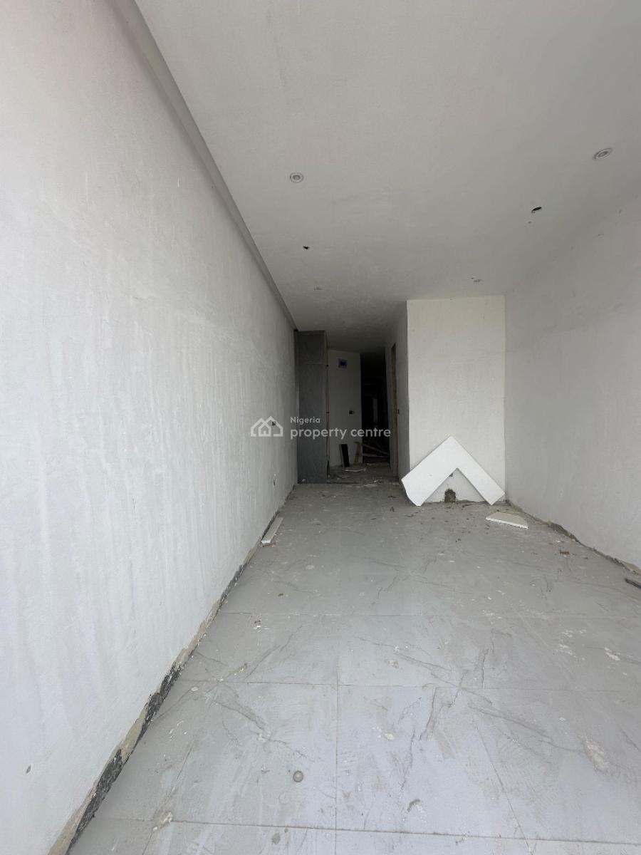 Beautifully Built 1 Bedroom Apartment with Swimming Pool,gym & Elevator, Lekki Phase 1, Lekki, Lagos, Mini Flat (room and Parlour) for Sale