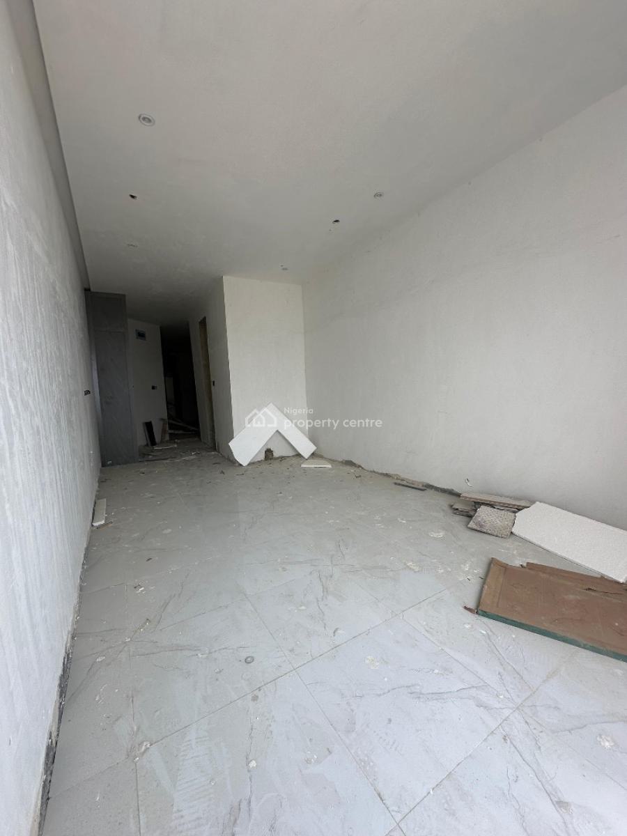 Beautifully Built 1 Bedroom Apartment with Swimming Pool,gym & Elevator, Lekki Phase 1, Lekki, Lagos, Mini Flat (room and Parlour) for Sale