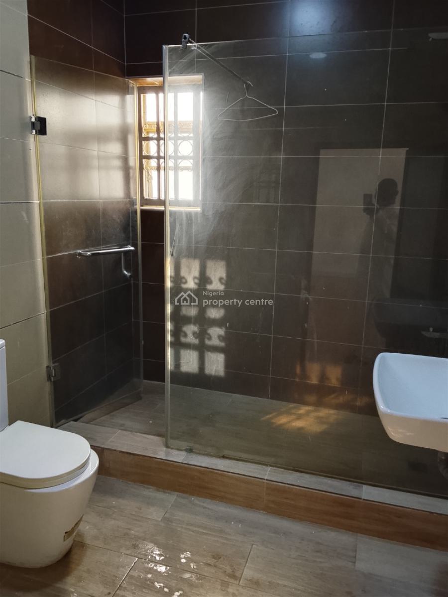 2 Units of 2 Bedroom and 2 Units of Mini Flat and Self Contain, Lekki Phase 1, Lekki, Lagos, House for Rent