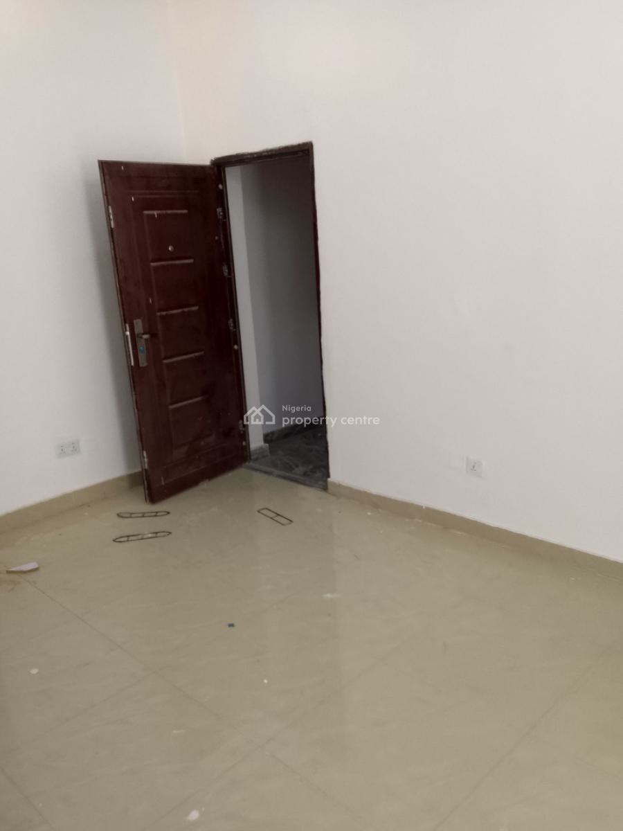 2 Units of 2 Bedroom and 2 Units of Mini Flat and Self Contain, Lekki Phase 1, Lekki, Lagos, House for Rent