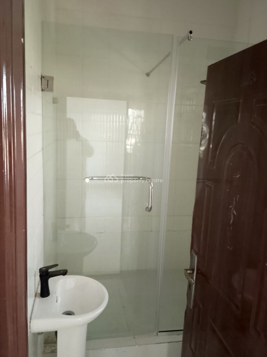 2 Units of 2 Bedroom and 2 Units of Mini Flat and Self Contain, Lekki Phase 1, Lekki, Lagos, House for Rent