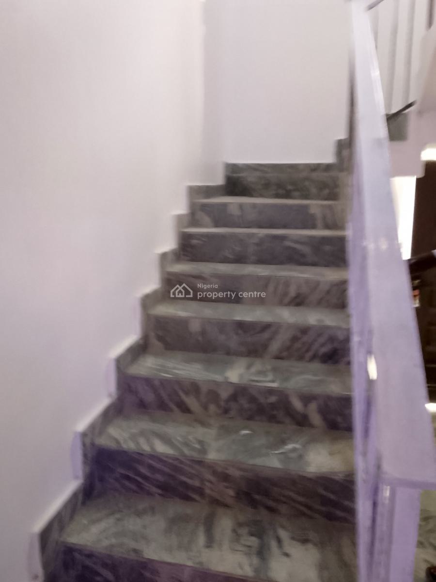 2 Units of 2 Bedroom and 2 Units of Mini Flat and Self Contain, Lekki Phase 1, Lekki, Lagos, House for Rent