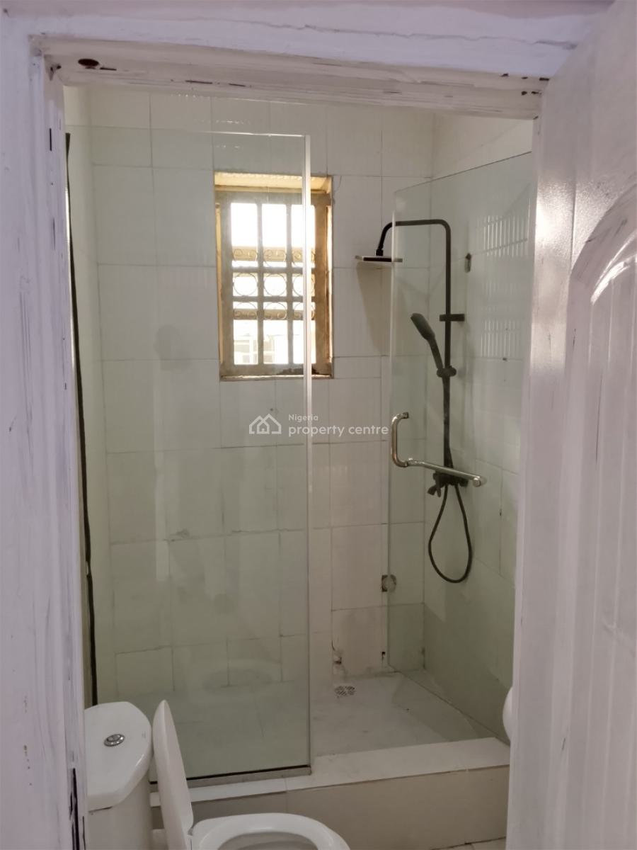 2 Units of 2 Bedroom and 2 Units of Mini Flat and Self Contain, Lekki Phase 1, Lekki, Lagos, House for Rent