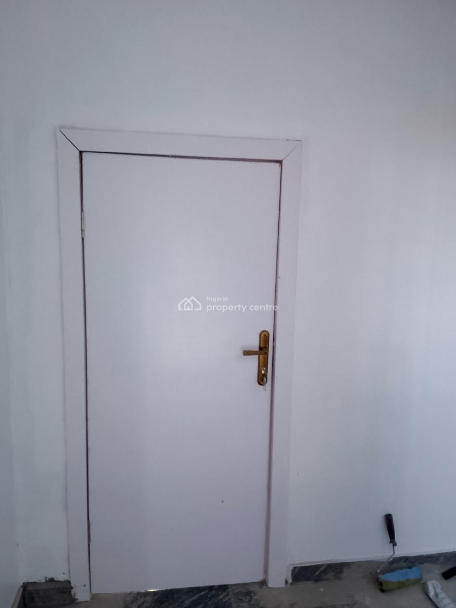 2 Units of 2 Bedroom and 2 Units of Mini Flat and Self Contain, Lekki Phase 1, Lekki, Lagos, House for Rent