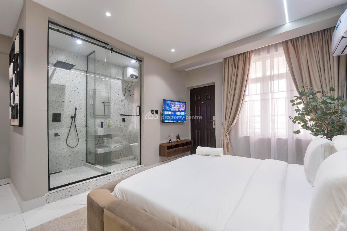 2 Bedroom Apartment with Ps5 and Gym, Admiralty, Lekki Phase 1, Lekki, Lagos, Flat / Apartment Short Let