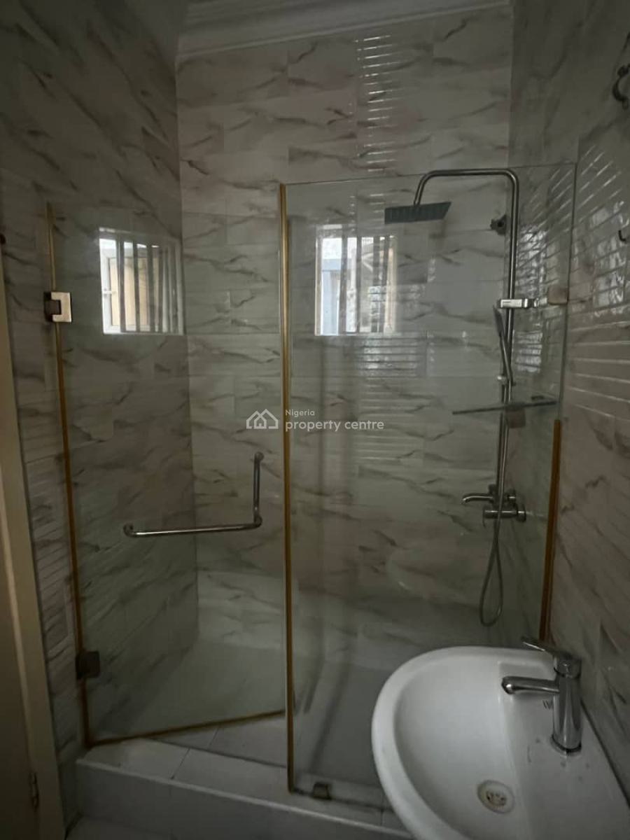 Spacious Luxury Self-contain Semi Masters Bedroom with Fitted Kitchen, Osapa London, Lekki, Lagos, Self Contain (single Rooms) for Rent