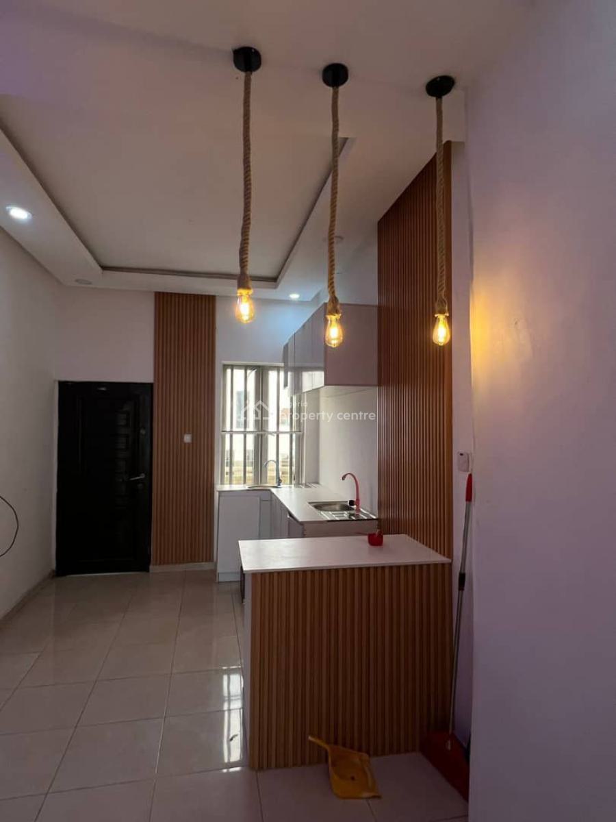 Spacious Luxury Self-contain Semi Masters Bedroom with Fitted Kitchen, Osapa London, Lekki, Lagos, Self Contain (single Rooms) for Rent