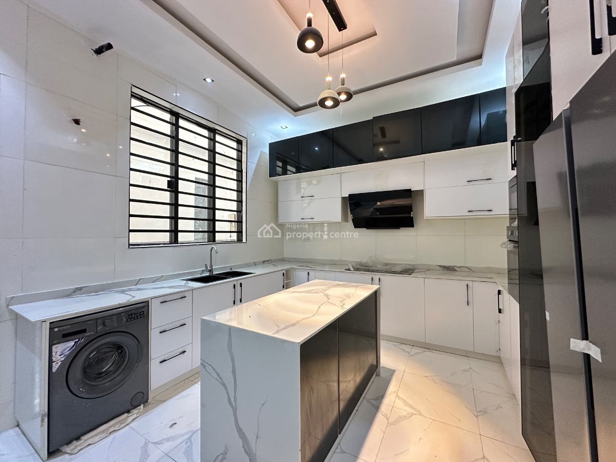 Charming Five (5) Bedroom Detached Duplex with Swimming Pool & Bq, Chevron, Lekki, Lagos, Detached Duplex for Sale