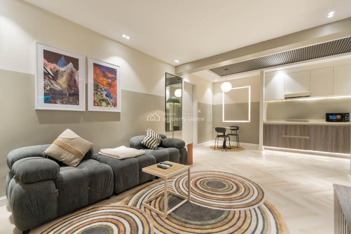 Luxury 1 Bedroom Apartment with Gym, Admiralty Way, Lekki Phase 1, Lekki, Lagos, Flat / Apartment Short Let