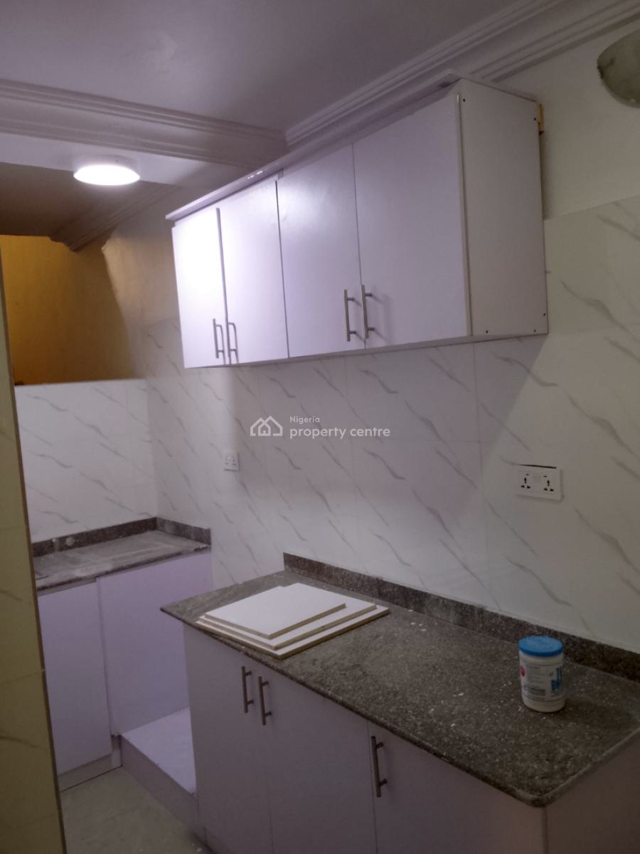Clean and Spacious Mini Flat, Lekki Phase 1, Lekki, Lagos, House for Rent