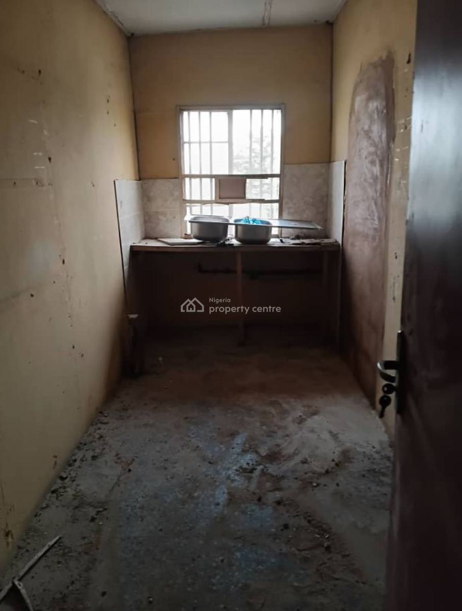 4 Bedrooms Second Floor Flat, Off Salvation Road, Opebi, Ikeja, Lagos, Flat / Apartment for Rent
