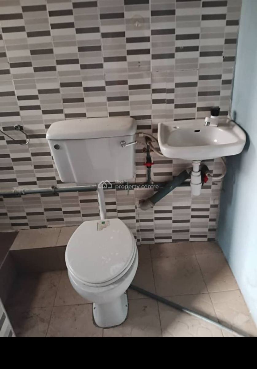 4 Bedrooms Second Floor Flat, Off Salvation Road, Opebi, Ikeja, Lagos, Flat / Apartment for Rent