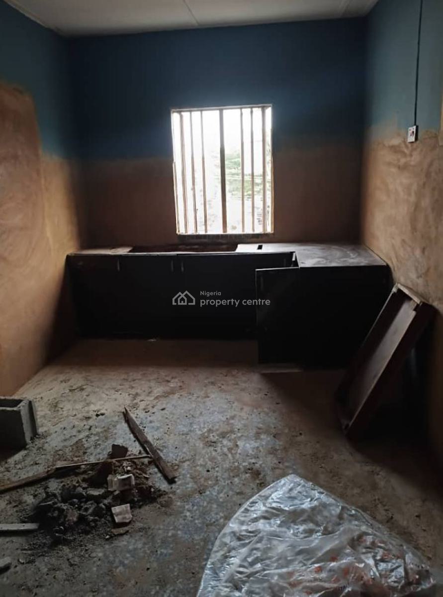 4 Bedrooms Second Floor Flat, Off Salvation Road, Opebi, Ikeja, Lagos, Flat / Apartment for Rent